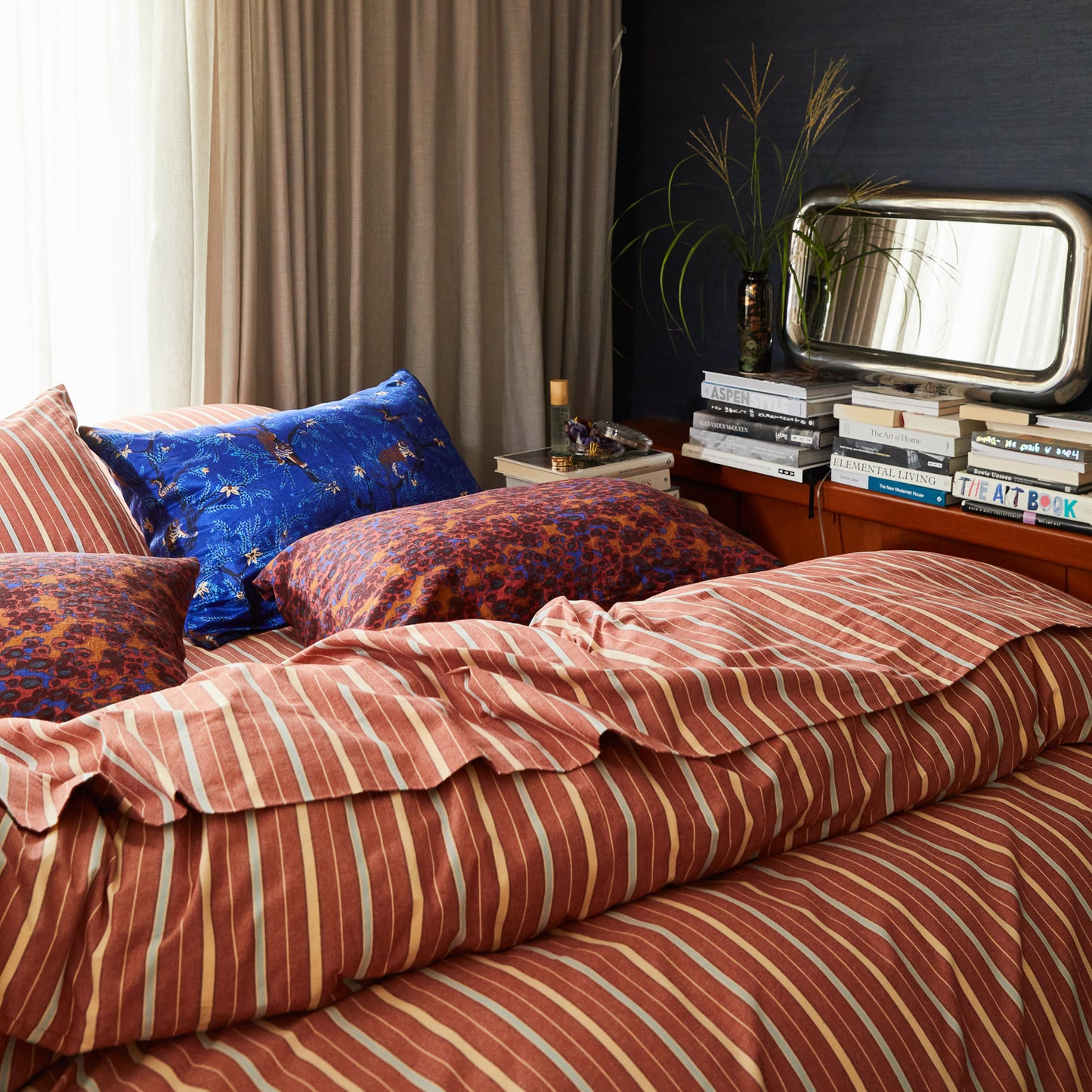 Andrea Linen-Silk Pillowcase - Ultramarine