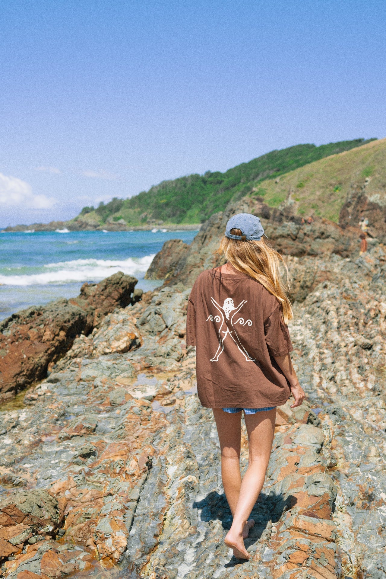 Bush Woman Tee in Brown/Cream