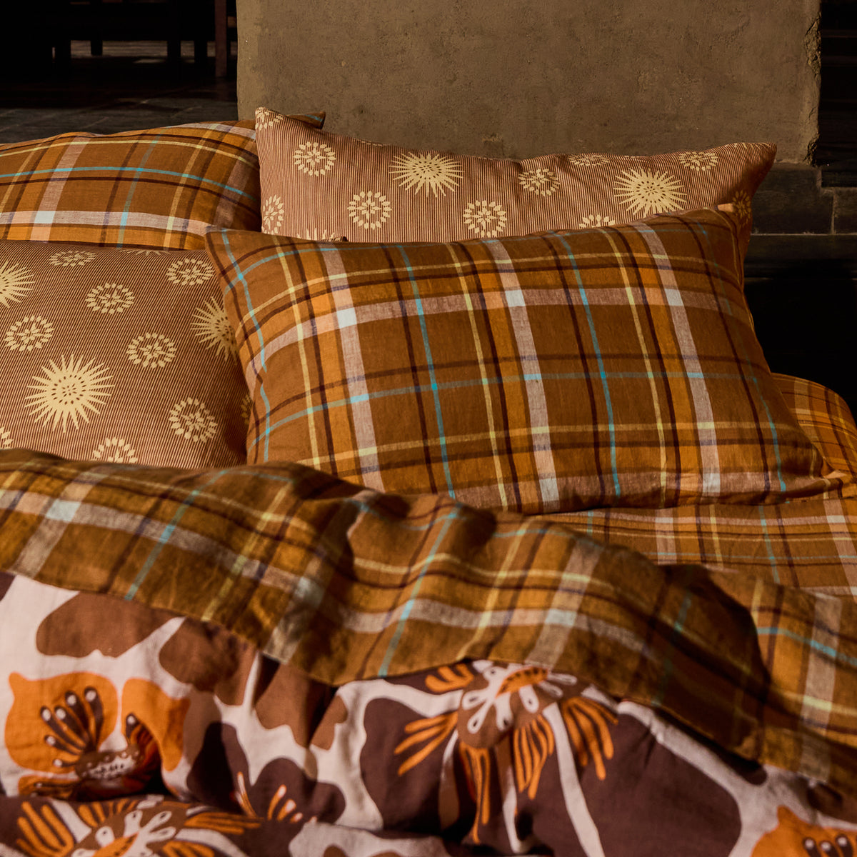 Frances Linen Pillowcase Set - Sable