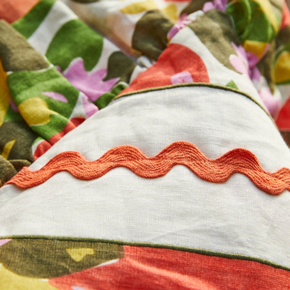 Camarillo Ruffle Cushion
