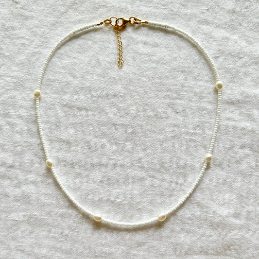 Pastel Pearl Necklace White