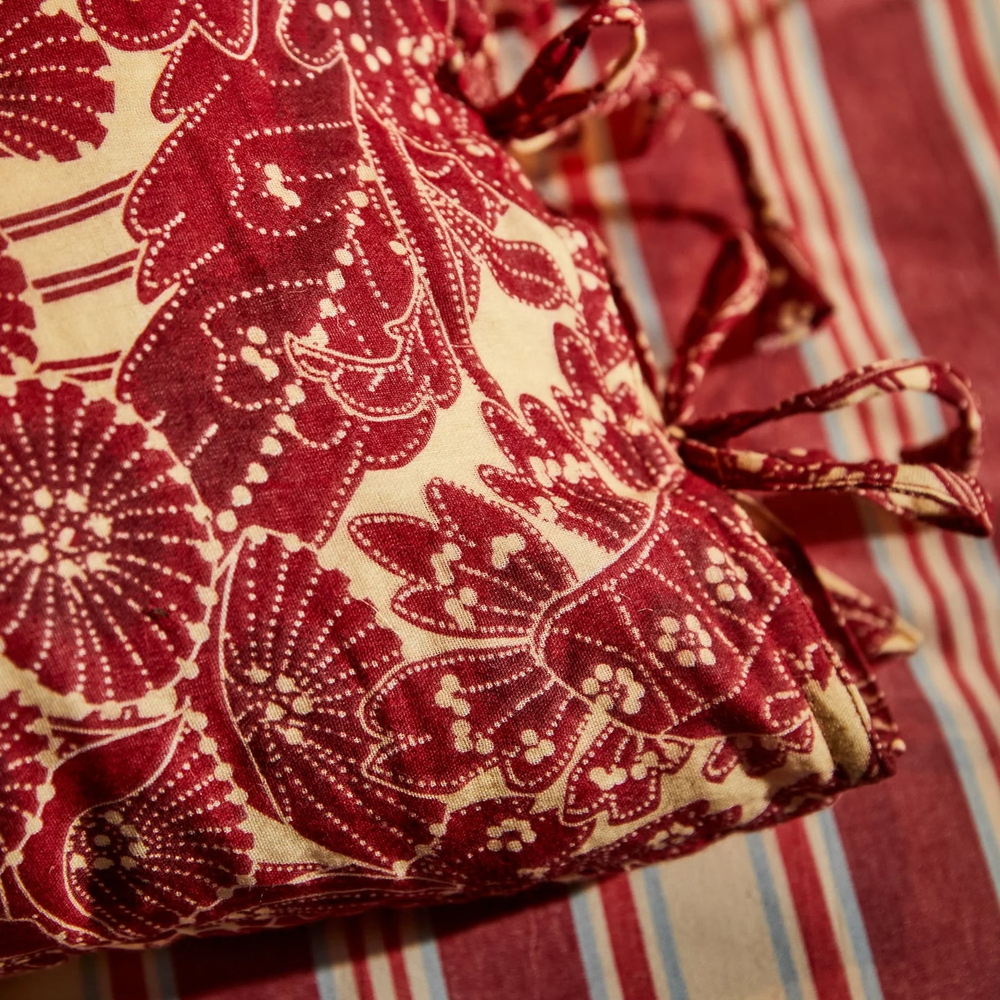 Lucia Lumbar Cushion