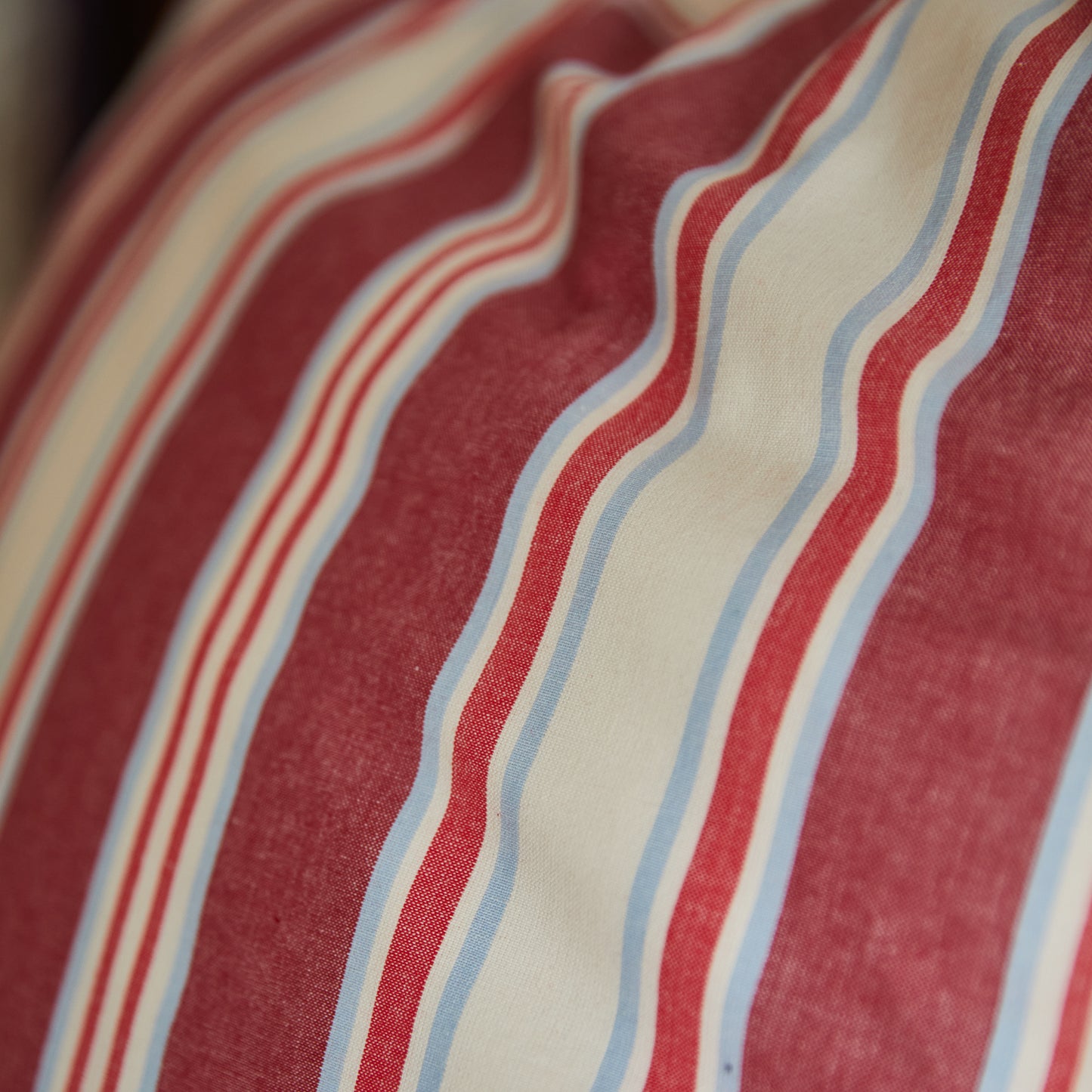 Selene Cotton Pillowcase Set - Crimson
