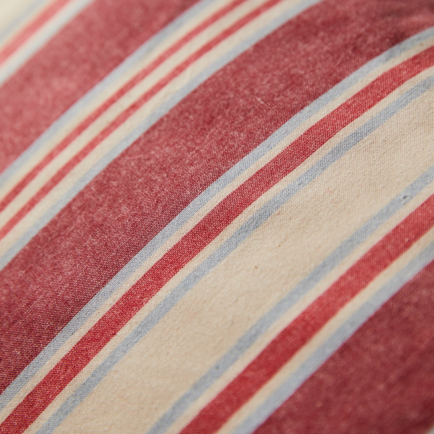 Selene Cotton Pillowcase Set - Crimson