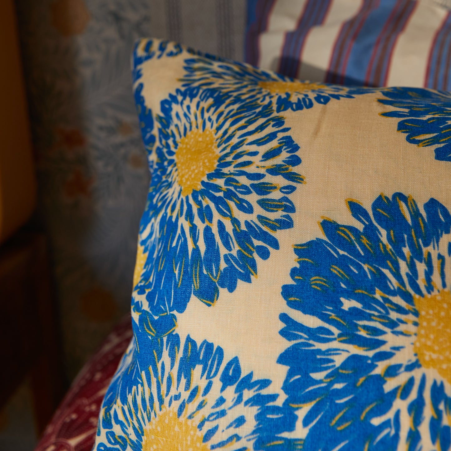 Isabella Linen Pillowcase Set - Azure