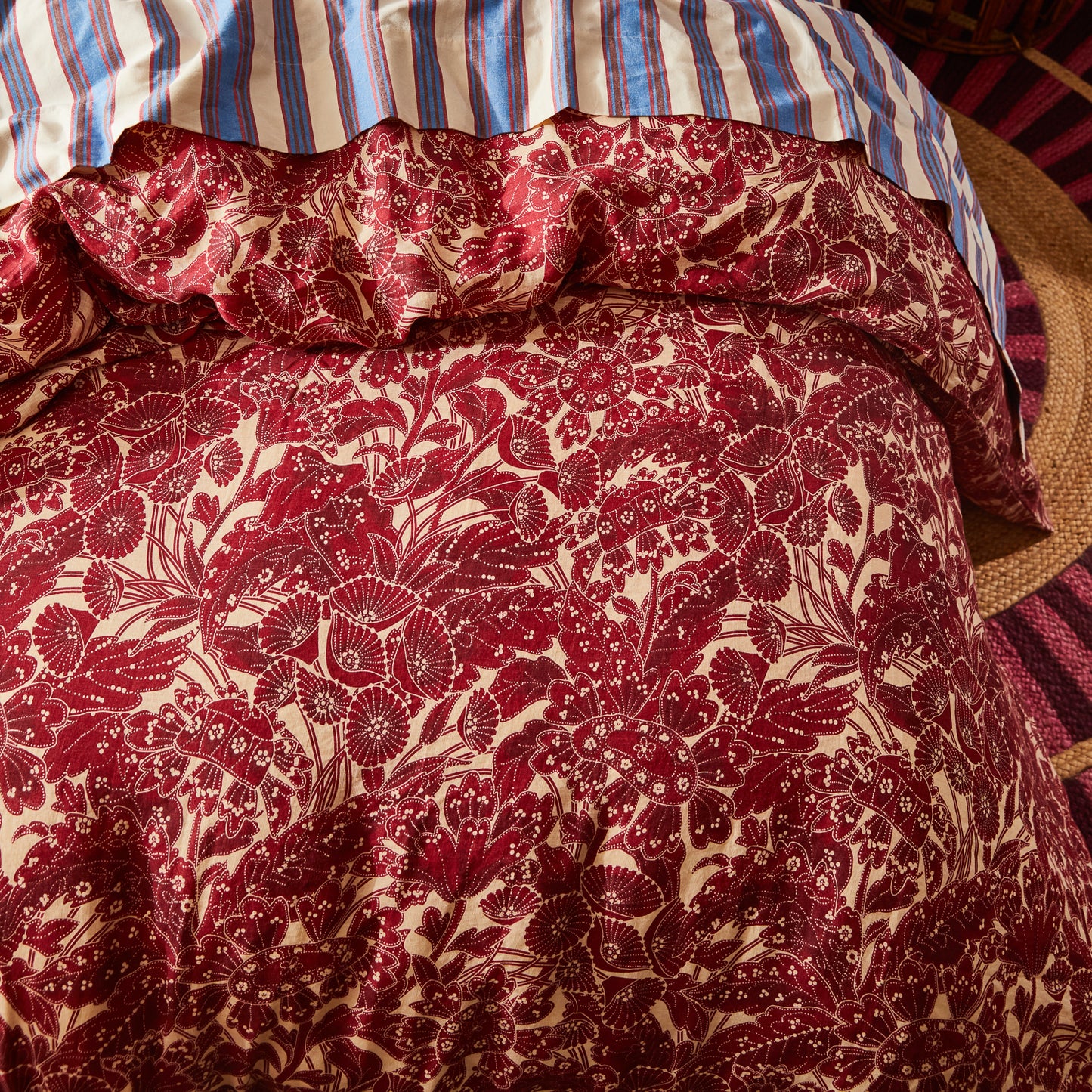Lucia Linen Quilt Cover - Crimson