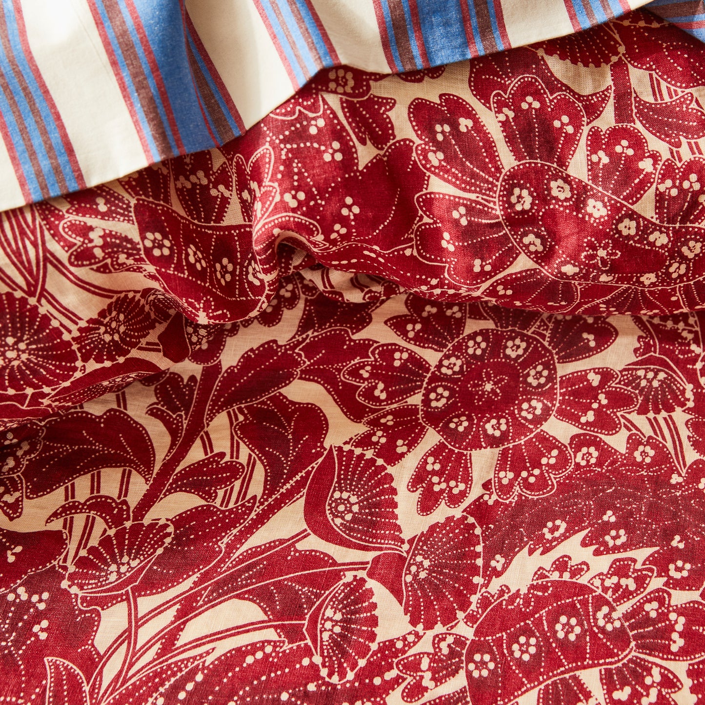 Lucia Linen Quilt Cover - Crimson