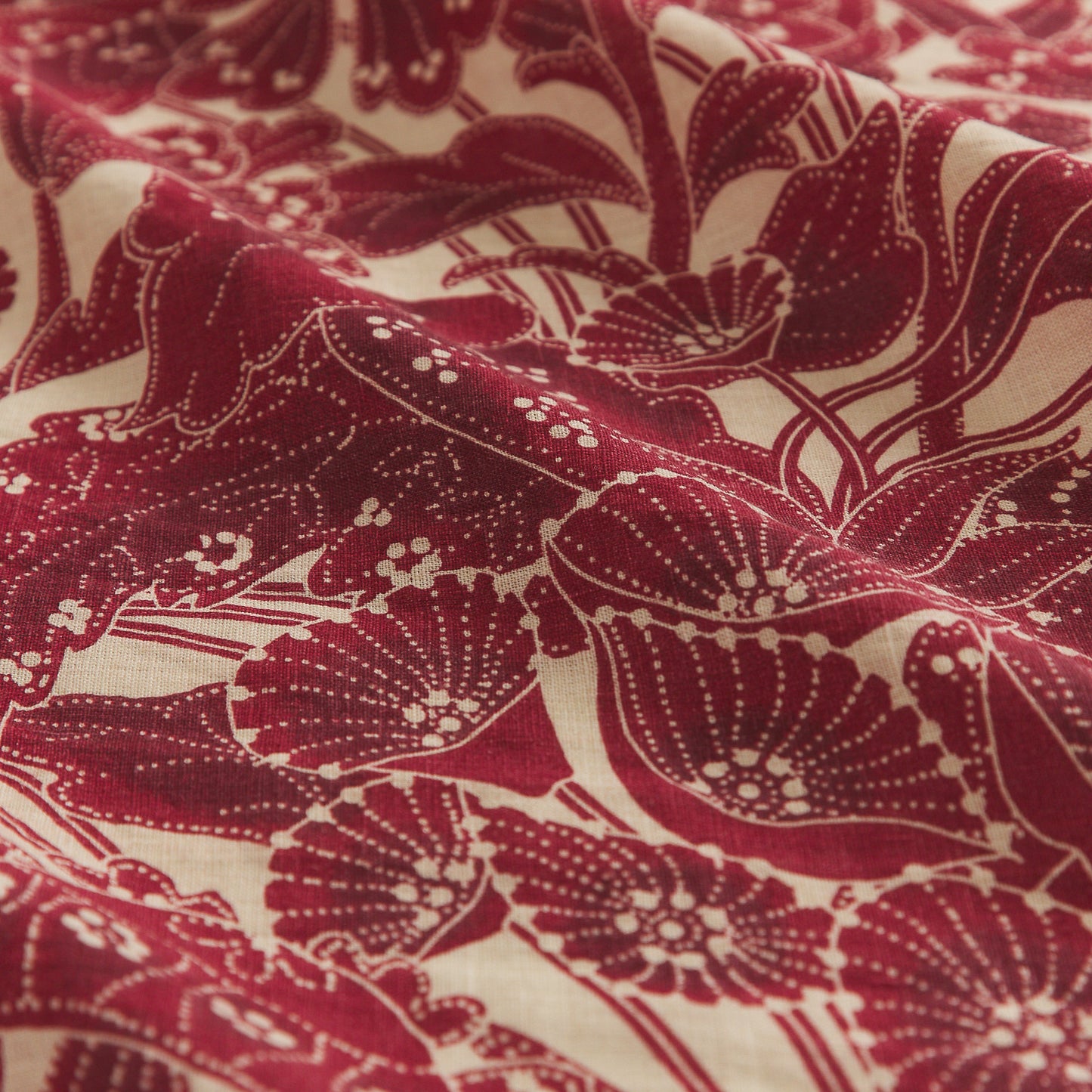 Lucia Linen Quilt Cover - Crimson