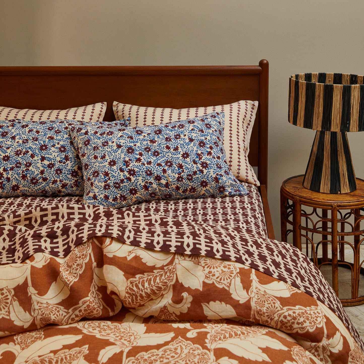 Reva Linen Pillowcase Set