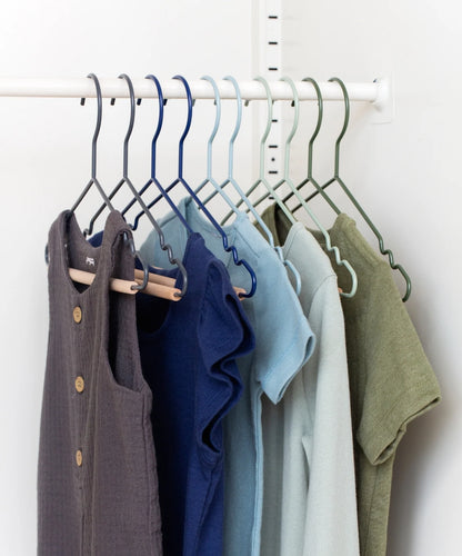 Kids Top Hangers ~ Set of 10