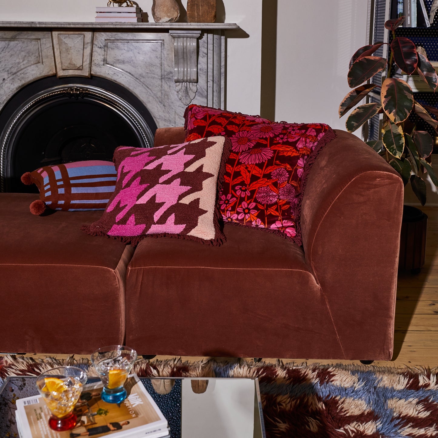 Bernanda Velvet Cushion Port