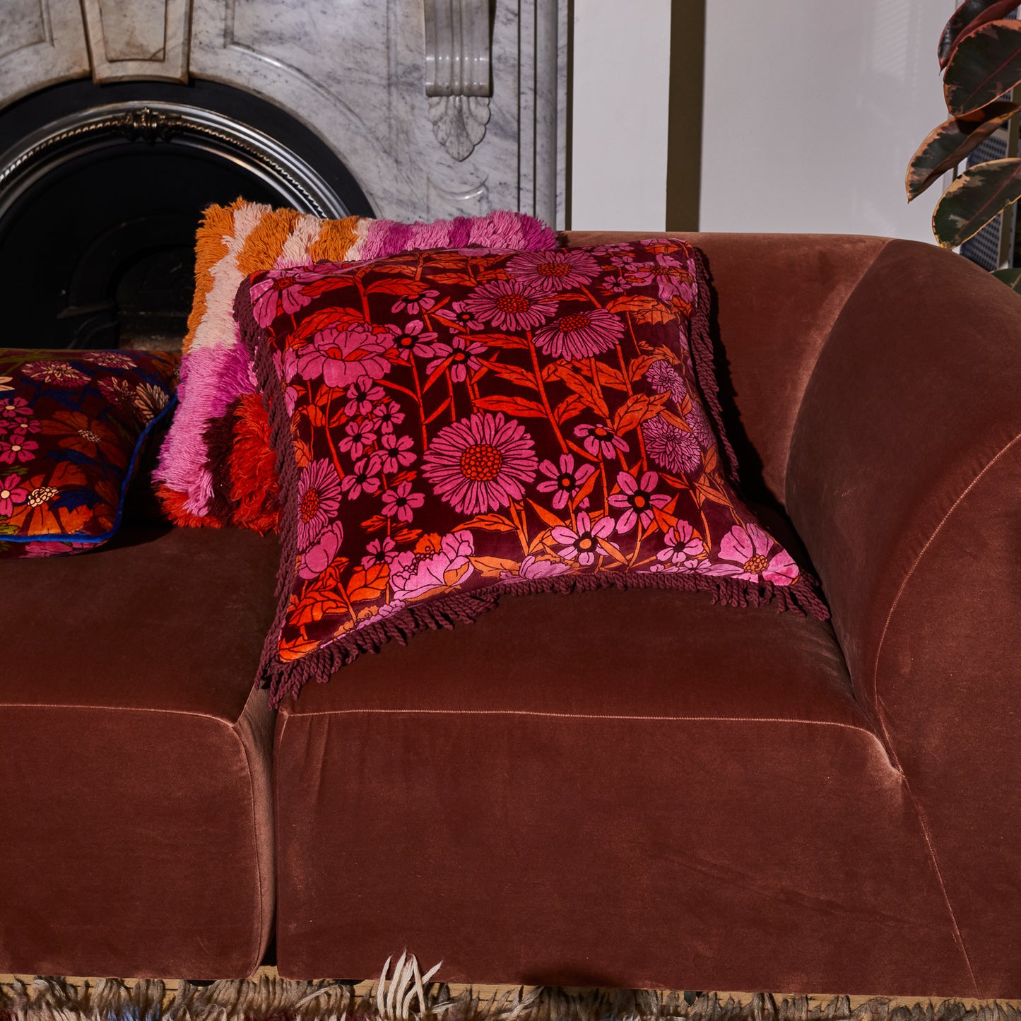 Bernanda Velvet Cushion Port