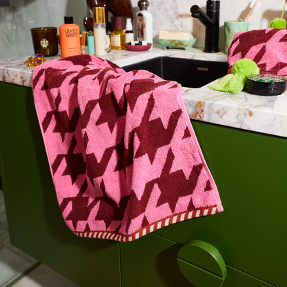 Vinita Hand Towel Cosmos