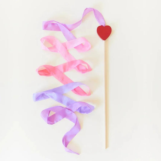 Sarah's Silks Streamer - Large Heart Streamer